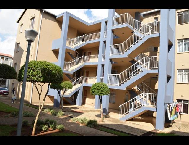 2 BEDROOM APARTMENT FOR SALE IN JABULANI